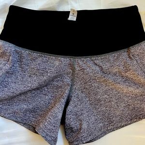 Lululemon Shorts size 0 - in great condition.